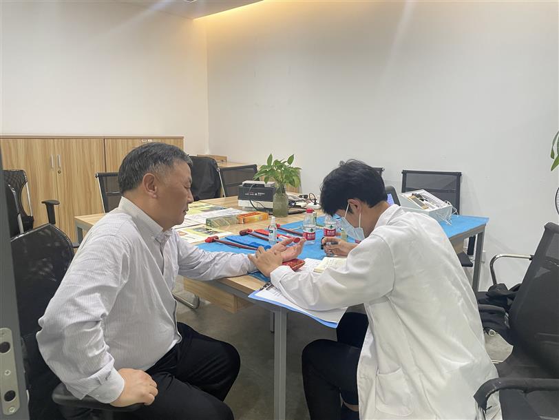 中森公司工會(huì )開(kāi)展中醫問(wèn)診活動(dòng)